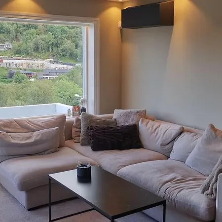 Koselig Naer Sentrum Apartmán *