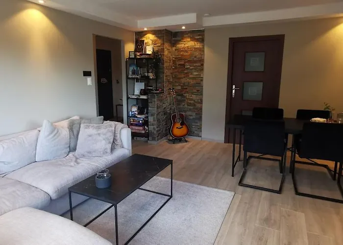 Koselig Naer Sentrum 아파트 *